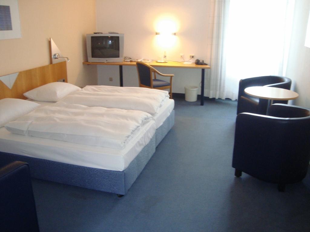Prima Hotel Havelland Groß Kreutz Δωμάτιο φωτογραφία
